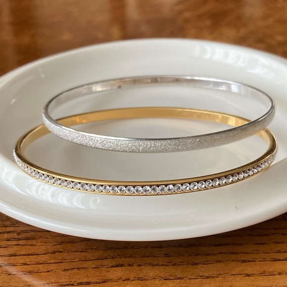 Pair of Bangles - Silver & Gold - Picture 3 of 7